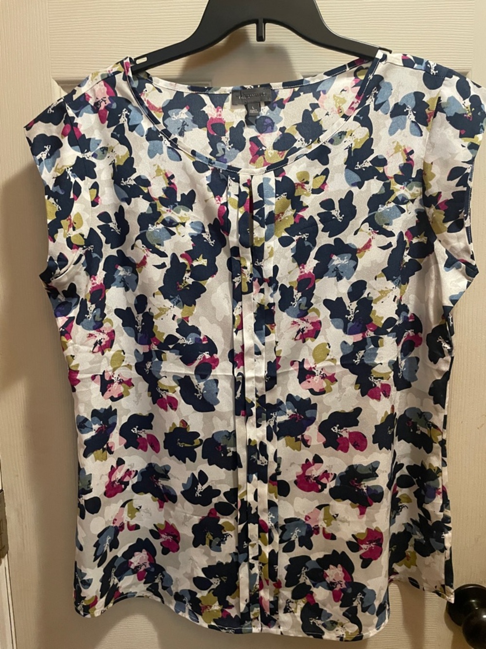 Floral Cap-Sleeve Blouse in Navy, Pink, Olive on White